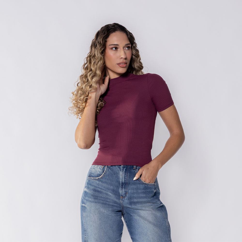 Blusa Feminina Gola Alta Canelada Patrícia Foster Vinho