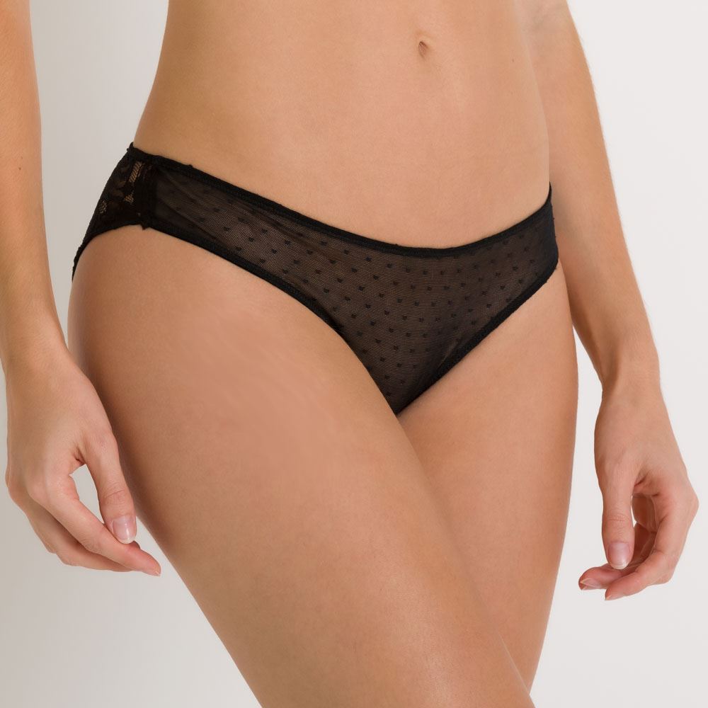 Calcinha Renda Floral E Tule Camila Moretti Preto