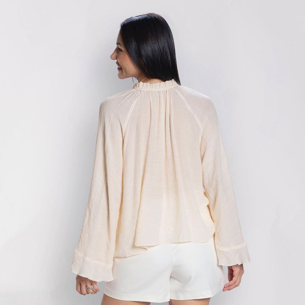 Blusa Feminina Manga Longa Com Babados Patricia Foster