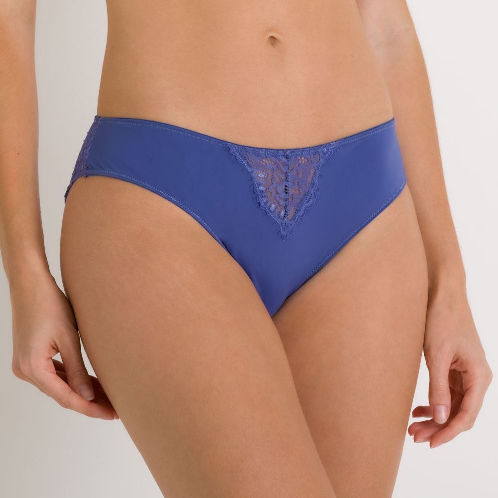 Calcinha Em Microfibra E Renda De Poliamida Camila Moretti