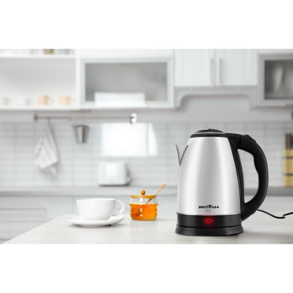 Chaleira Elétrica Britânia BCH25 2 Litros Inox