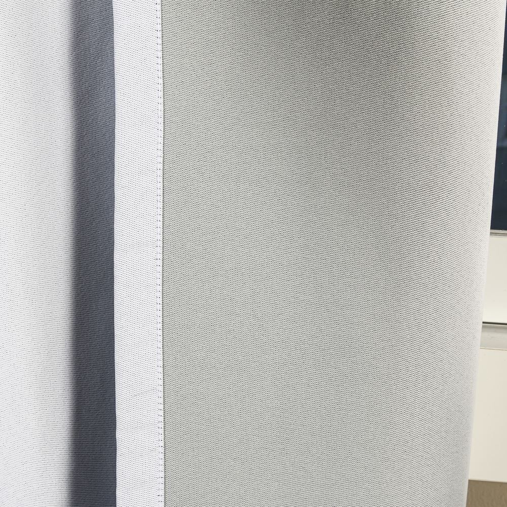 Cortina Para Quarto E Sala  2,60X2,30 M Corta Luz Tecido Brilho Liso - Branco 