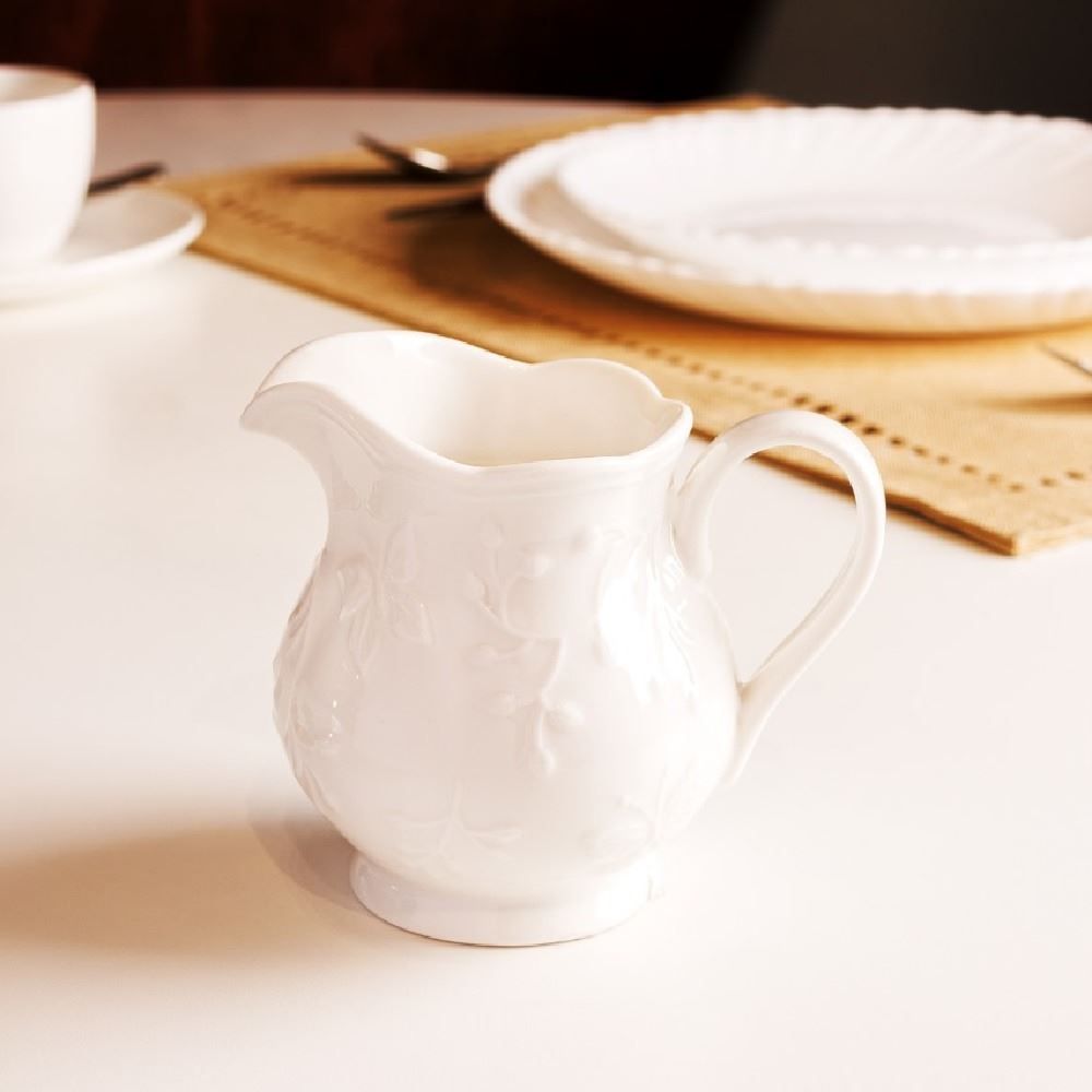 Leiteira De Porcelana Butterfly Lyor 250 Ml - Branco