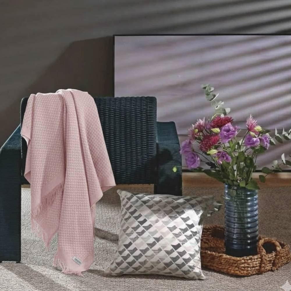 Manta para Sofá Decorativa 1,20X1,45 m Búzios Havan Casa - Rosa Poema
