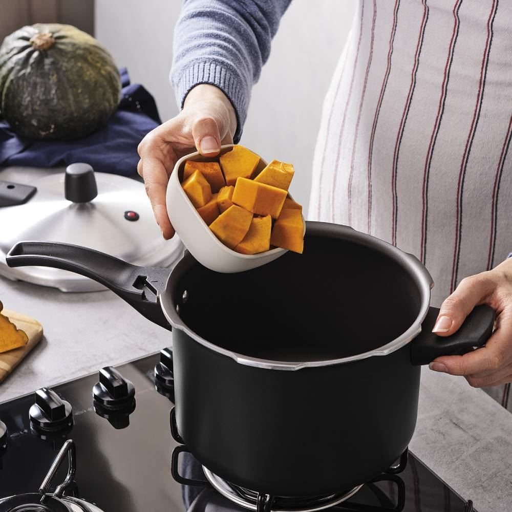 Panela de Pressão Vancouver Effect Tramontina 4,5 Litros - Preto