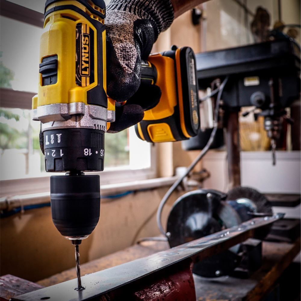 Parafusadeira E Furadeira Com Impacto Lynus Bateria 20V Pfl20ci - Bivolt