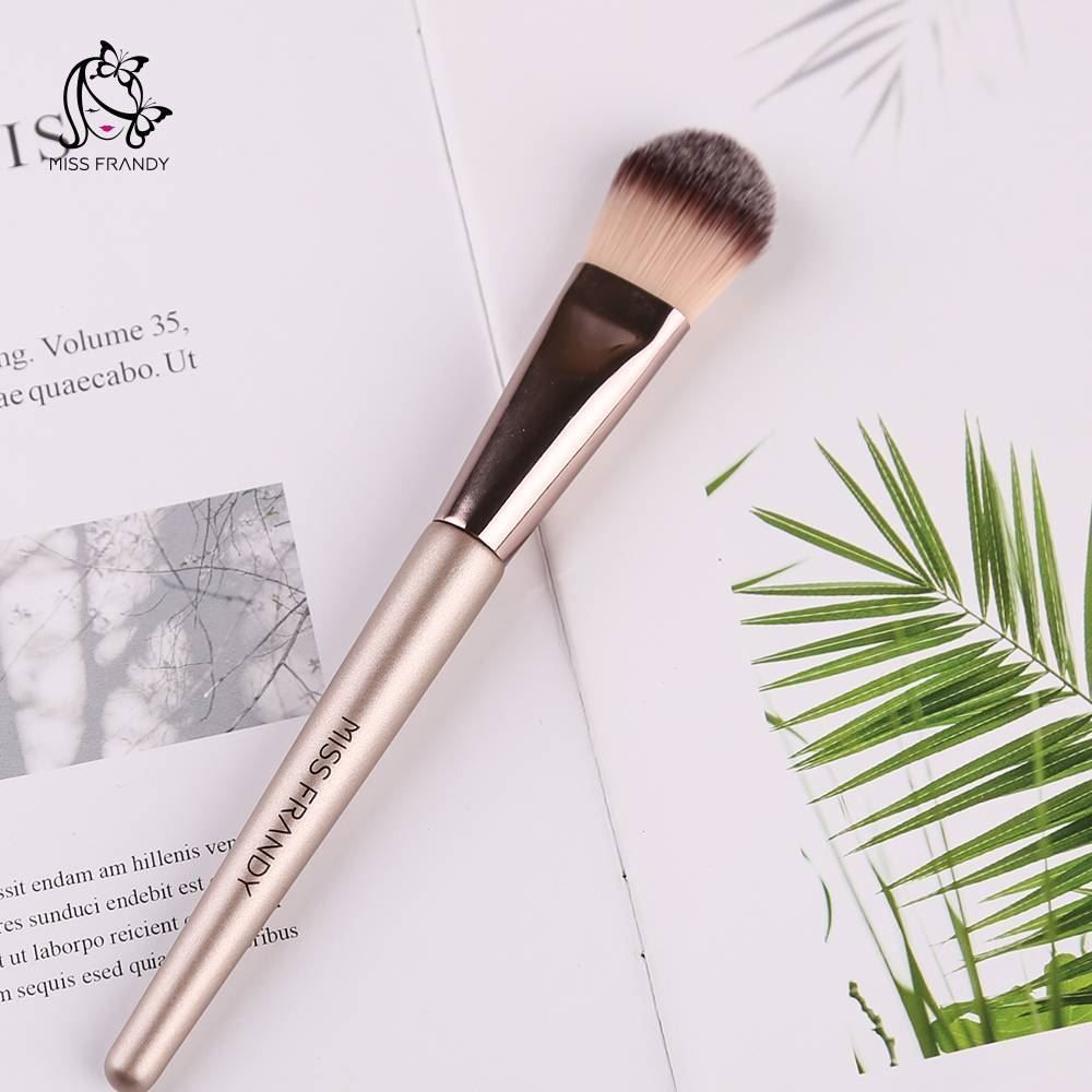 Pincel Para Base Língua De Gato Miss Frandy - Champagne