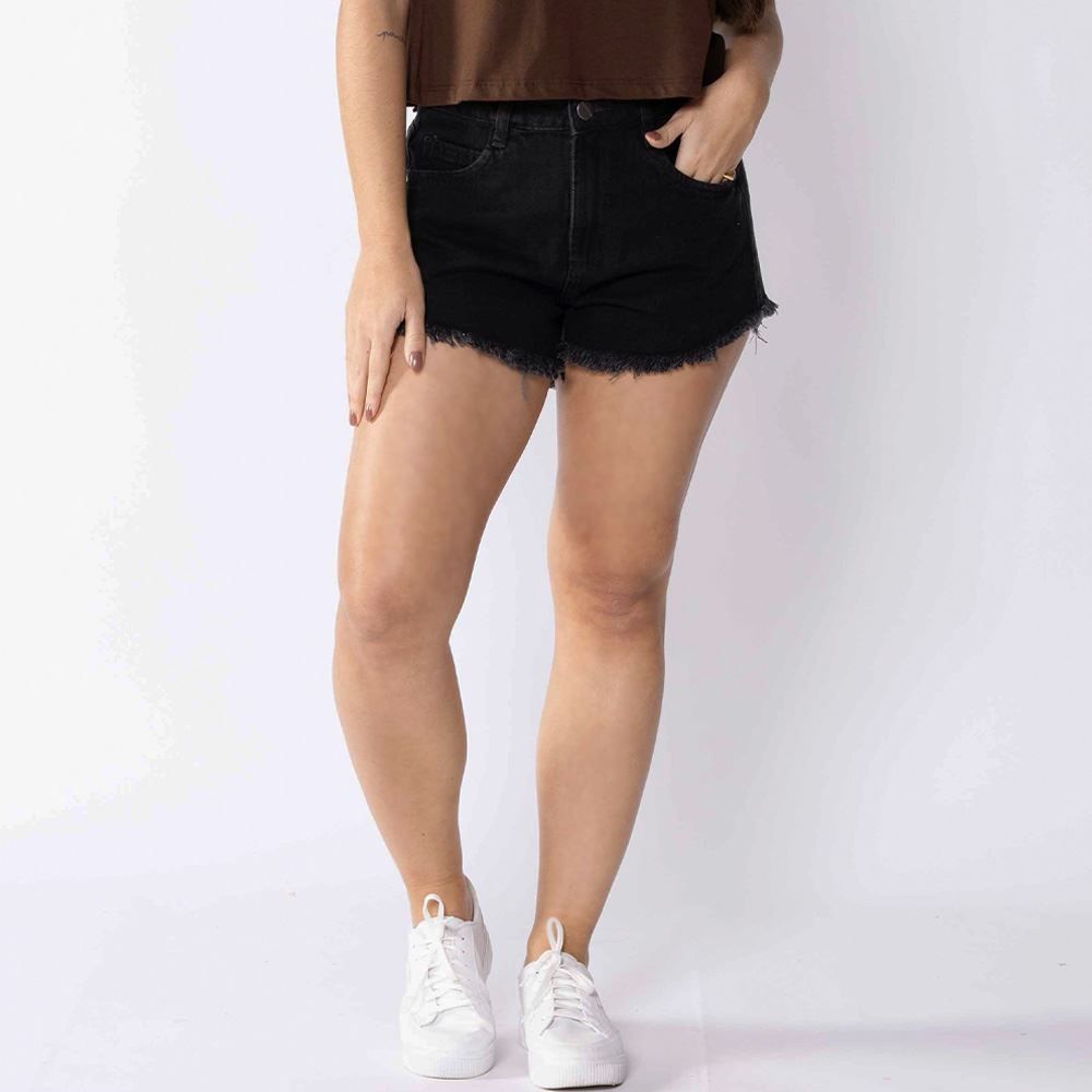 Short Jeans Feminino Com Barra Desfiada Boby Blues